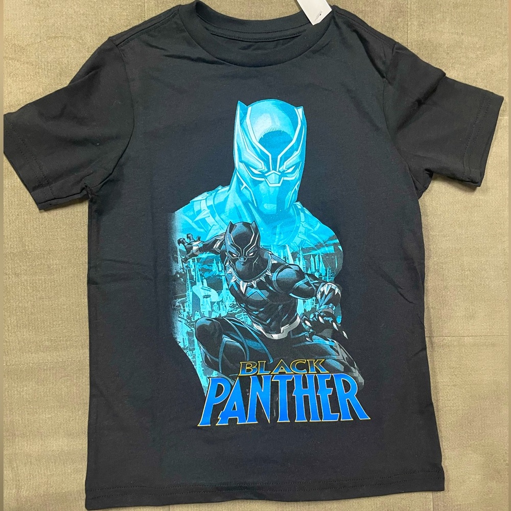 Marvel Boys Black Panther Short Sleeve
Graphic Tee, Size S (6-7)